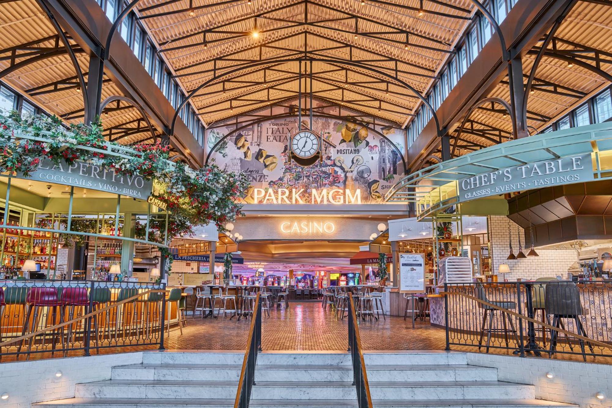 Park Mgm Las Vegas Exterior photo